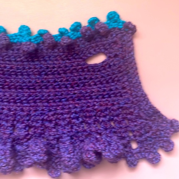 Brand new, never worn, knit collar w/ detachable floral pin. Unbelievably soft. - Picture 5 of 11